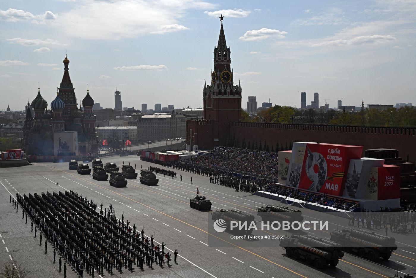 Генеральная репетиция военного парада, посвящённого 77-й годовщине Победы в Великой Отечественной войне