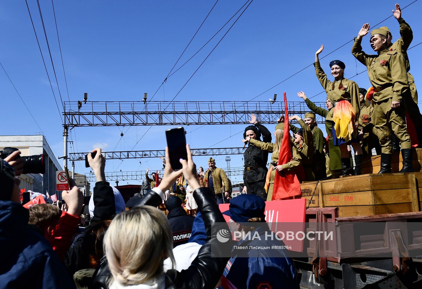 Прибытие ретропоезда "Эшелон Победы" в Екатеринбург