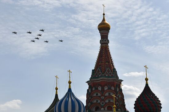 Генеральная репетиция военного парада, посвящённого 77-й годовщине Победы в Великой Отечественной войне