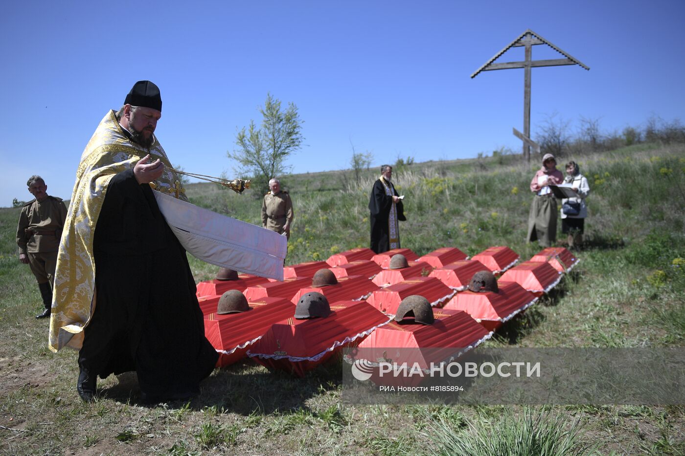 Перезахоронение останков советских солдат на Мемориале Славы в Мелитопольском районе