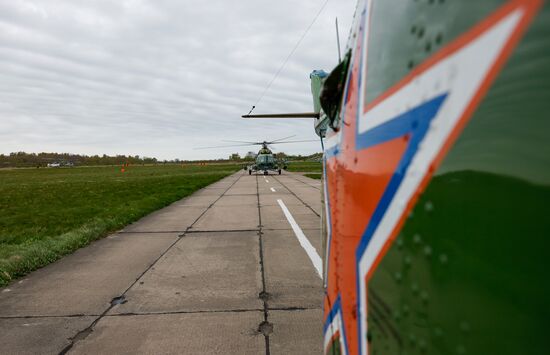 Генеральная репетиция воздушной части парада ко Дню Победы в Калининграде