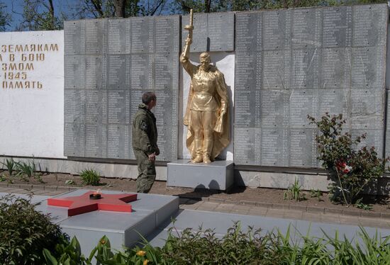 Перезахоронение останков советских солдат на Мемориале Славы в Мелитопольском районе