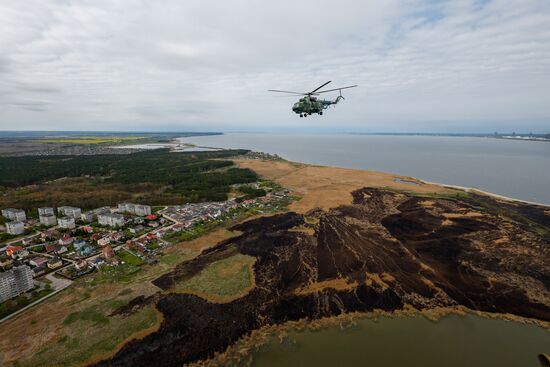 Генеральная репетиция воздушной части парада ко Дню Победы в Калининграде