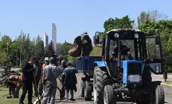 Подготовка к празднованию 9 мая в ДНР