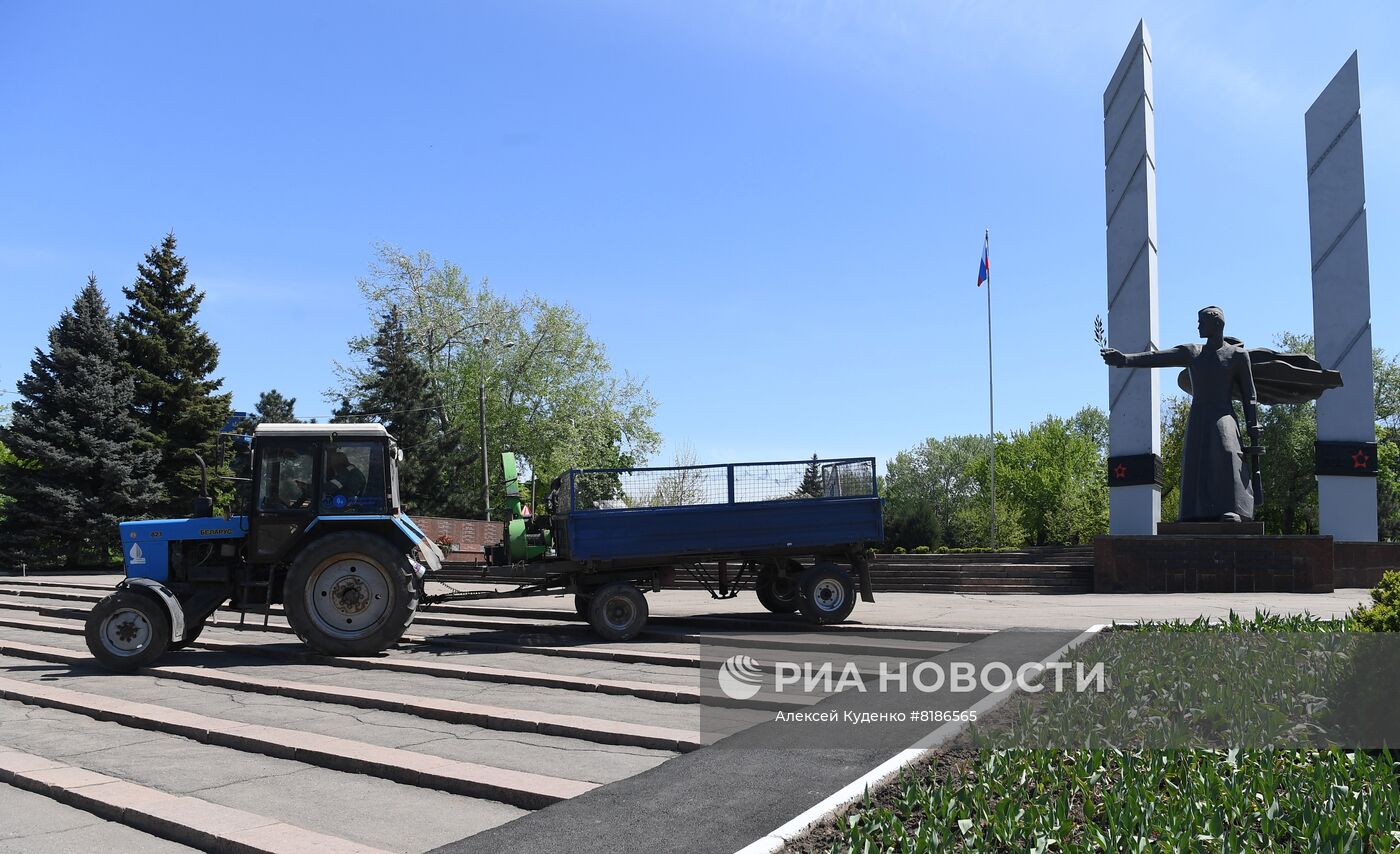 Подготовка к празднованию 9 мая в ДНР