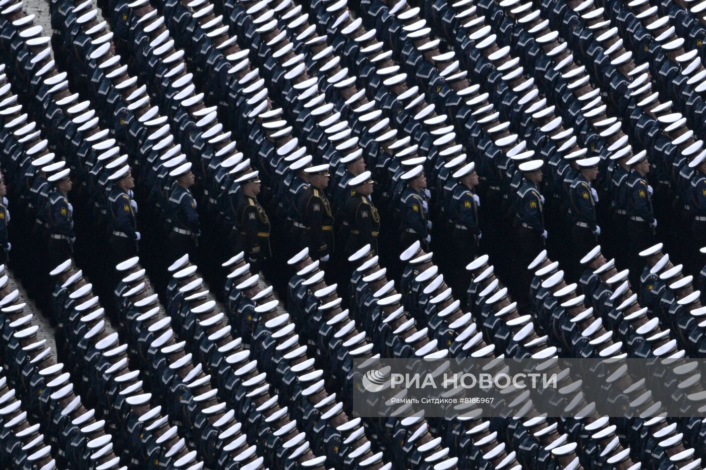 Военный парад, посвящённый 77-й годовщине Победы в Великой Отечественной войне