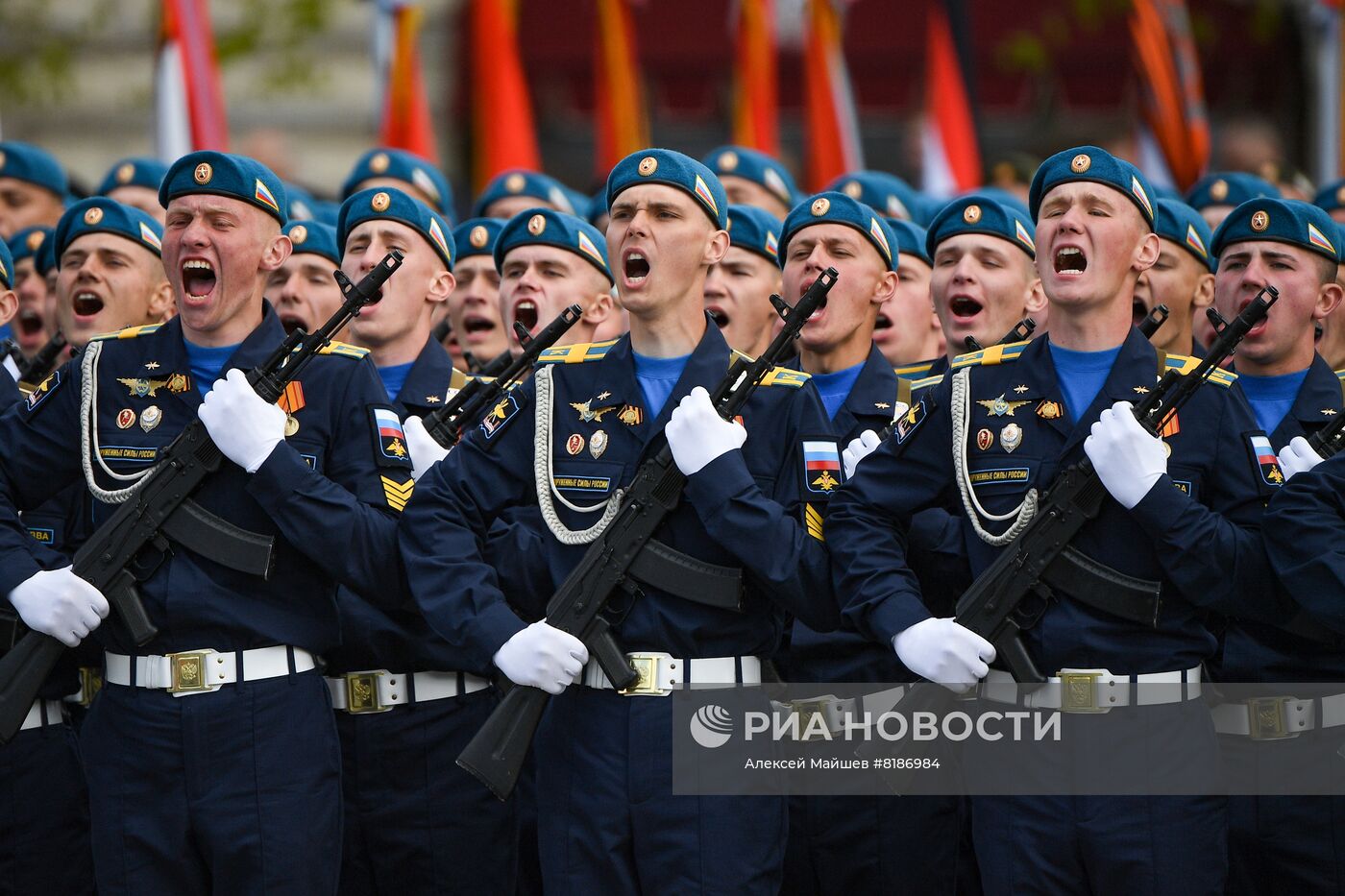 Военный парад, посвящённый 77-й годовщине Победы в Великой Отечественной войне