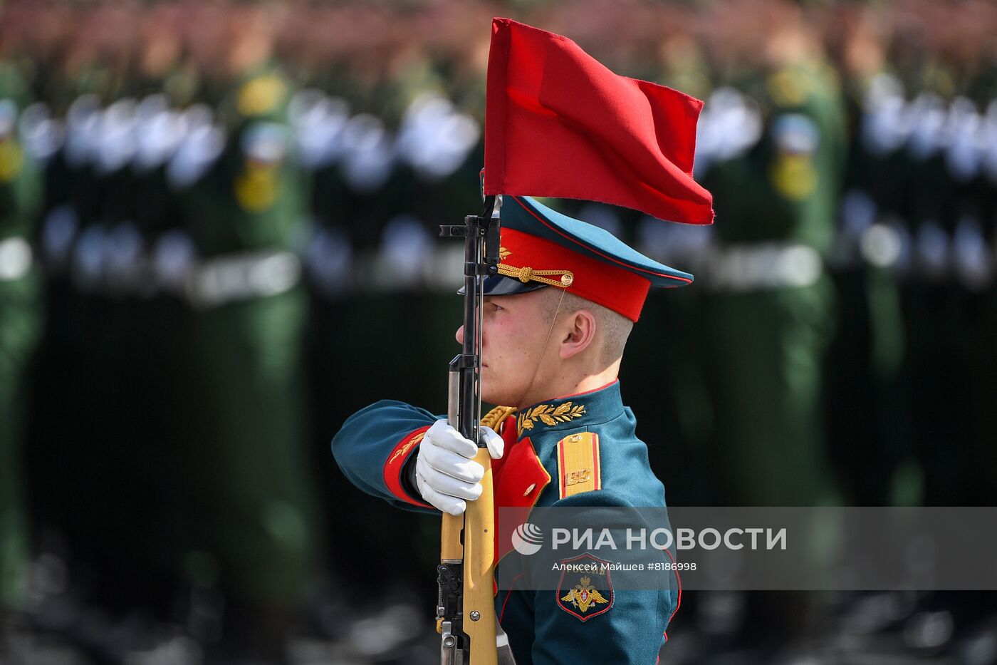 Военный парад, посвящённый 77-й годовщине Победы в Великой Отечественной войне