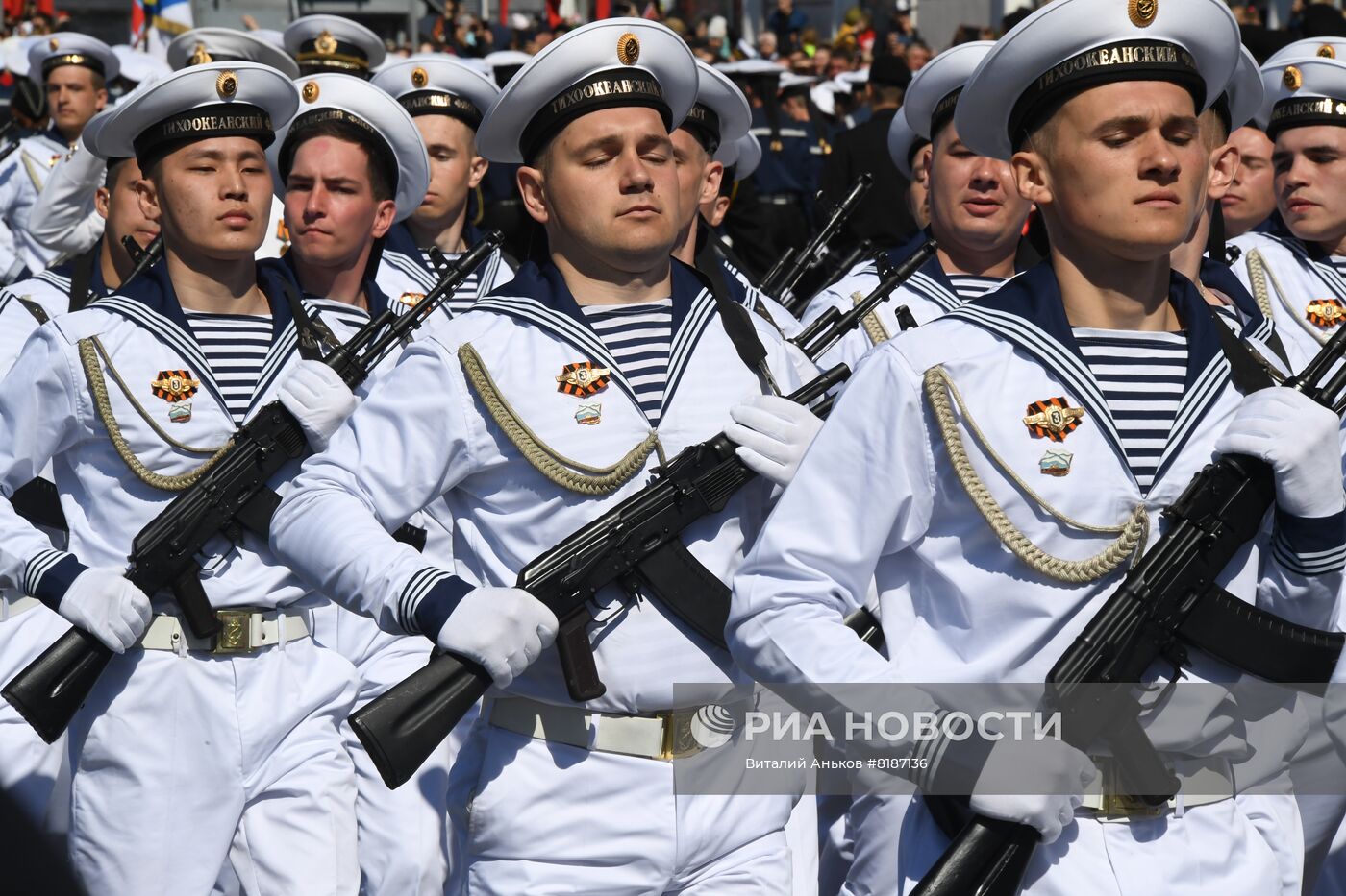 Празднование Дня победы в регионах России