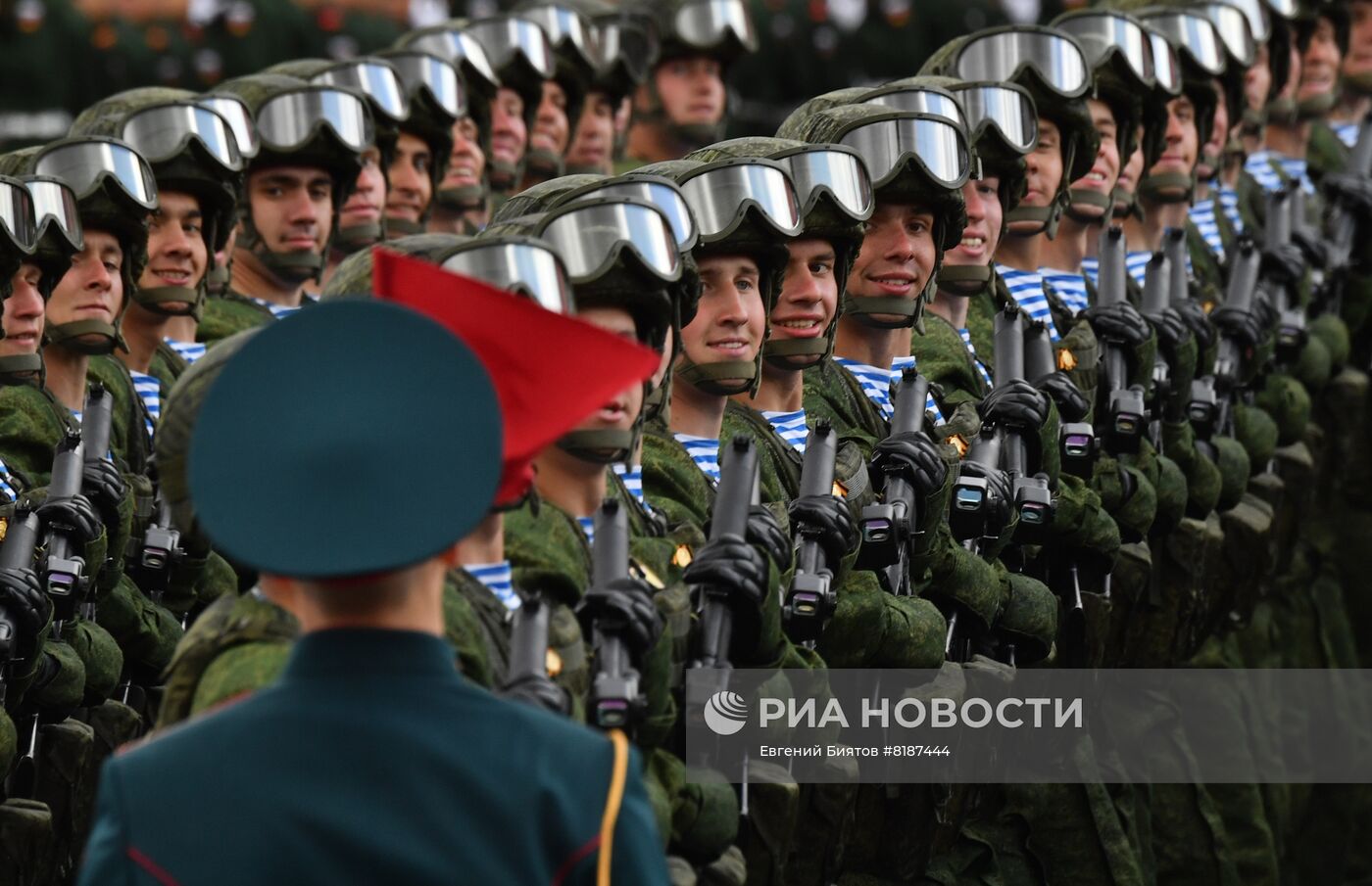Военный парад, посвящённый 77-й годовщине Победы в Великой Отечественной войне