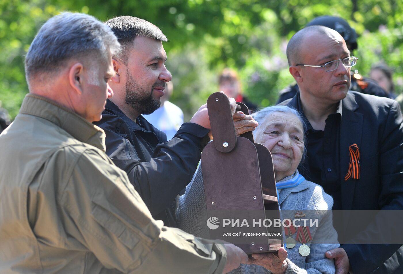 Празднование Дня Победы в Мариуполе