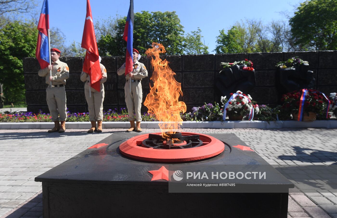 Празднование Дня Победы в Мариуполе