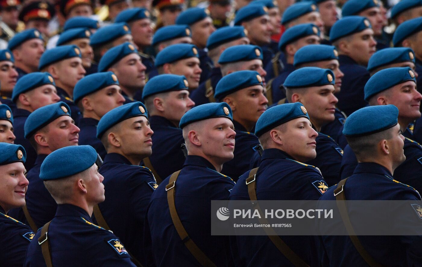 Военный парад, посвящённый 77-й годовщине Победы в Великой Отечественной войне