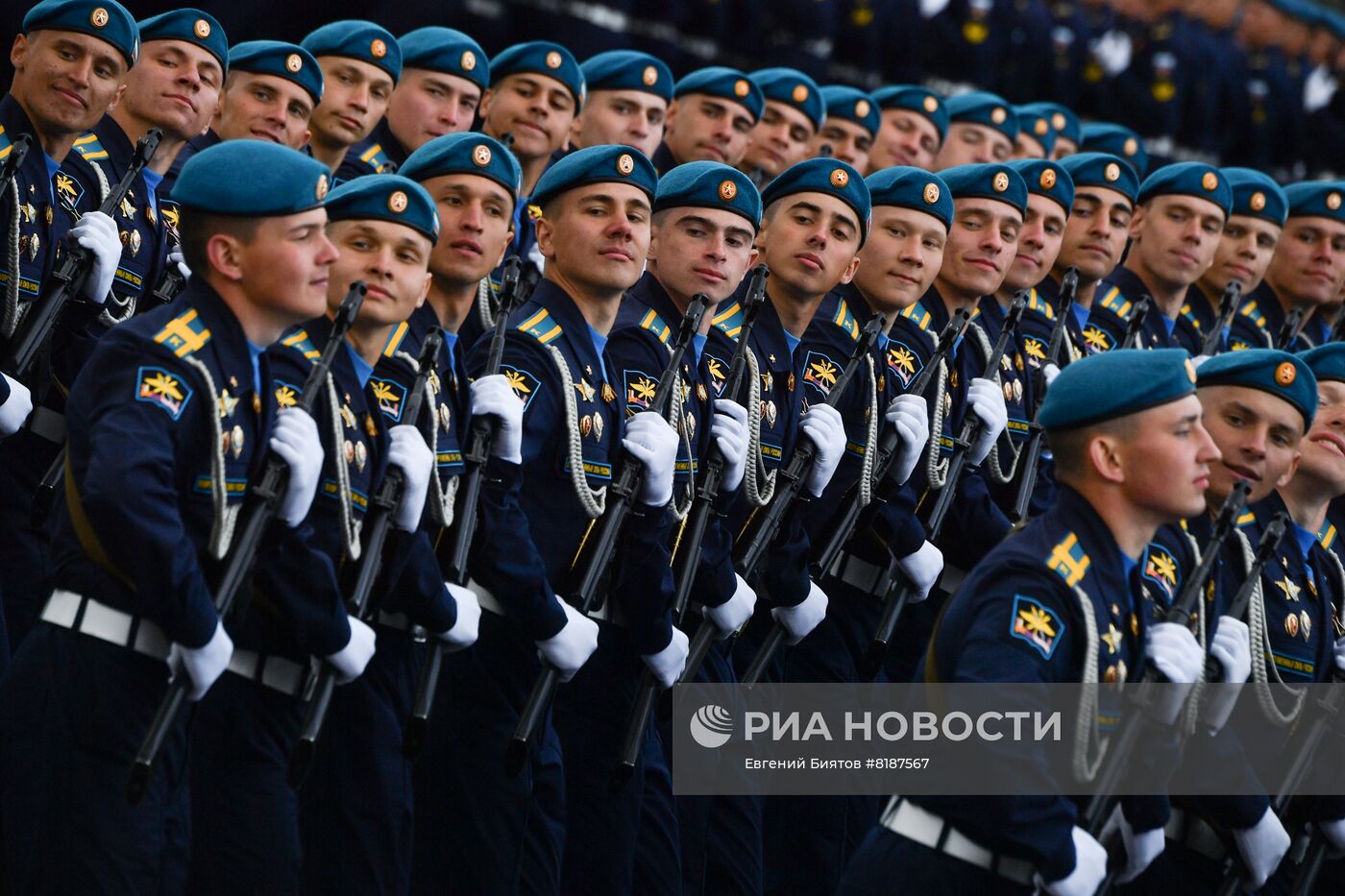 Военный парад, посвящённый 77-й годовщине Победы в Великой Отечественной войне