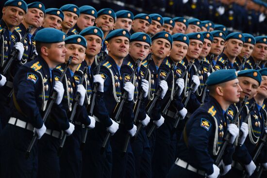 Военный парад, посвящённый 77-й годовщине Победы в Великой Отечественной войне