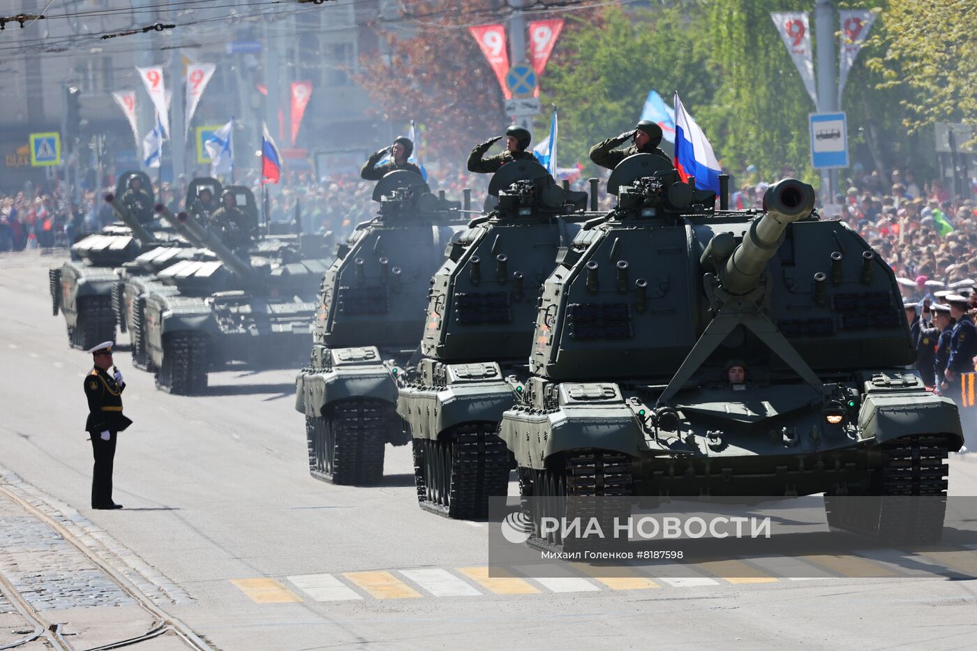 Празднование Дня победы в регионах России