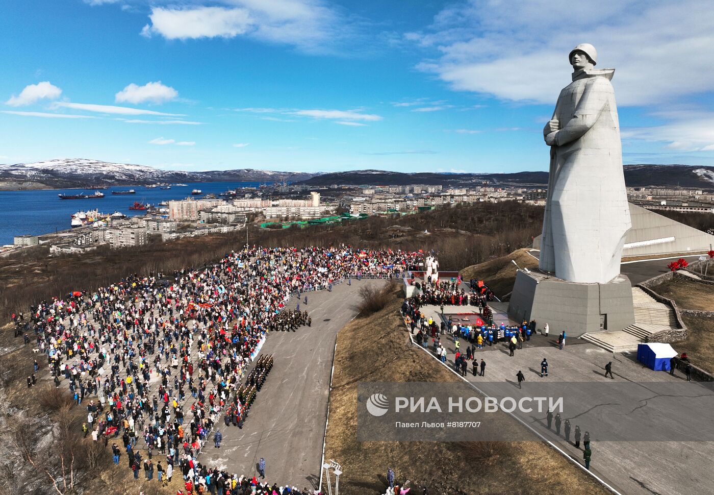 Празднование Дня победы в регионах России