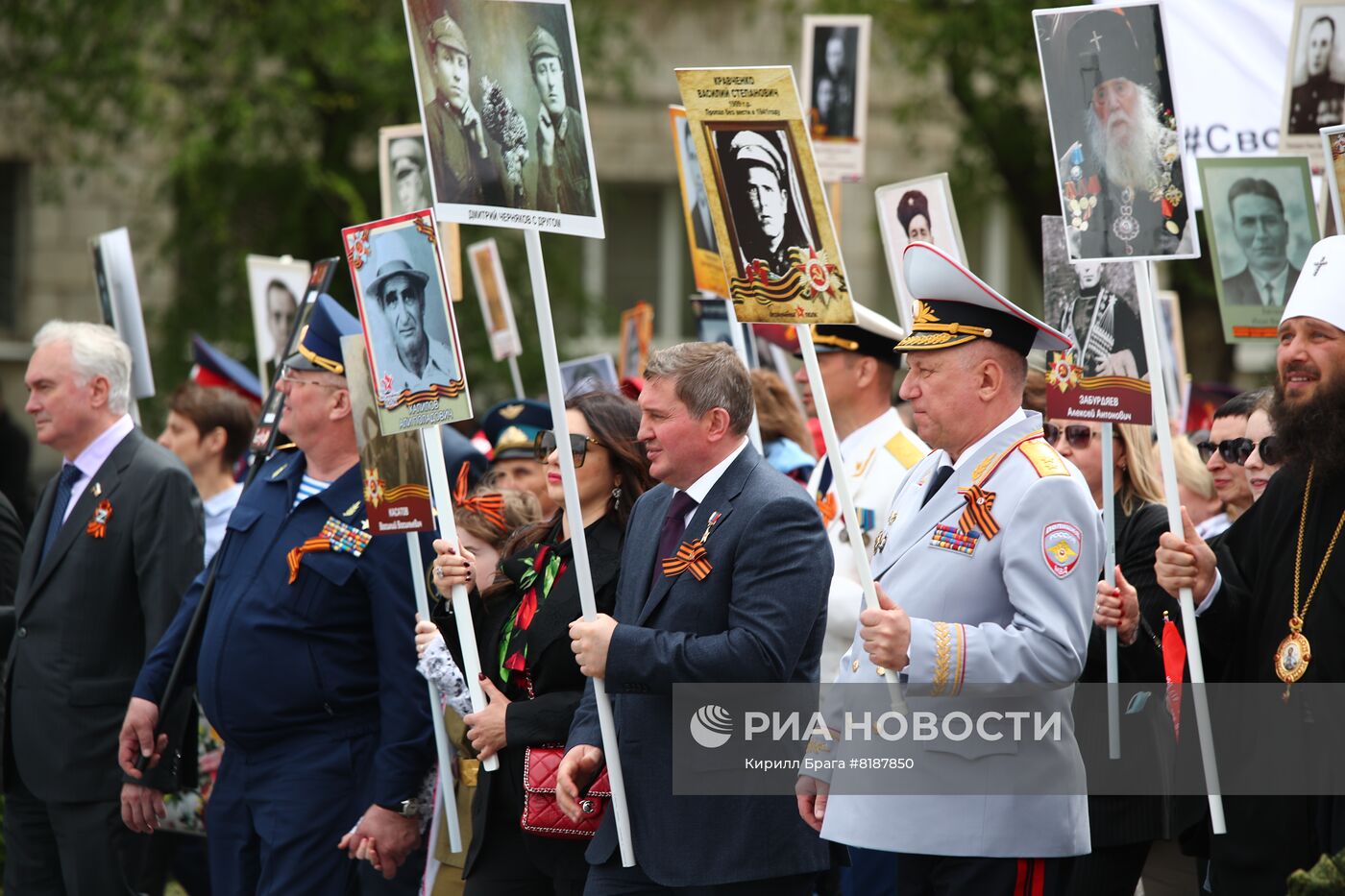 Шествие "Бессмертный полк" в регионах России