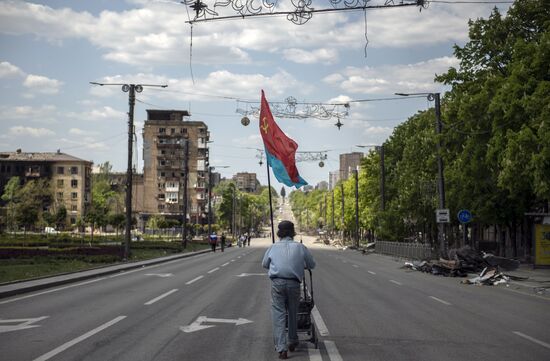 Празднование Дня Победы в Мариуполе