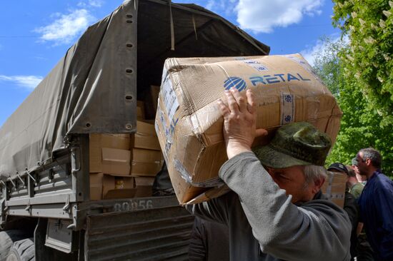Гумпомощь из РФ доставили в Первомайск в ЛНР
