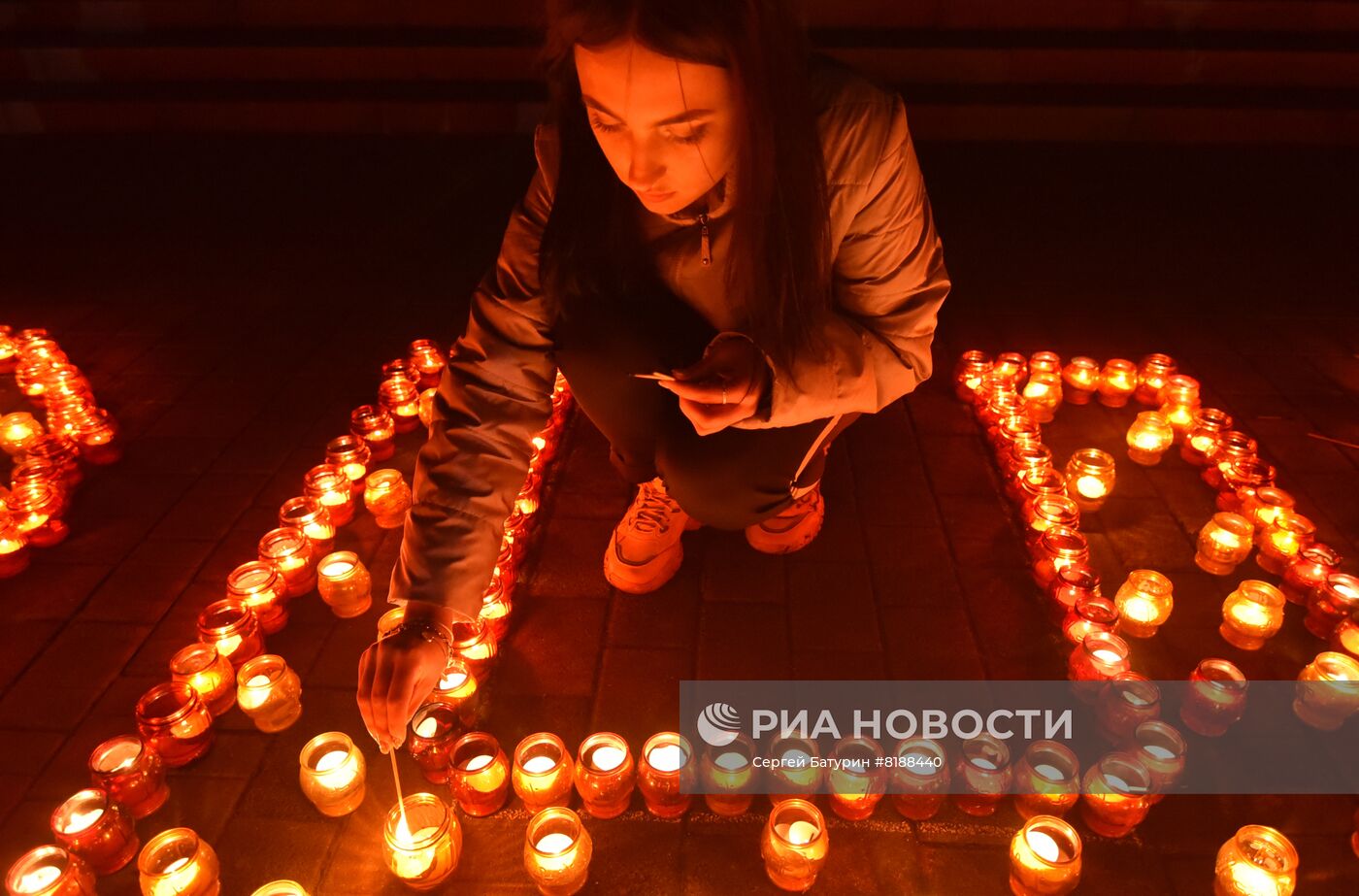 Акция "Свеча памяти" в Донецке