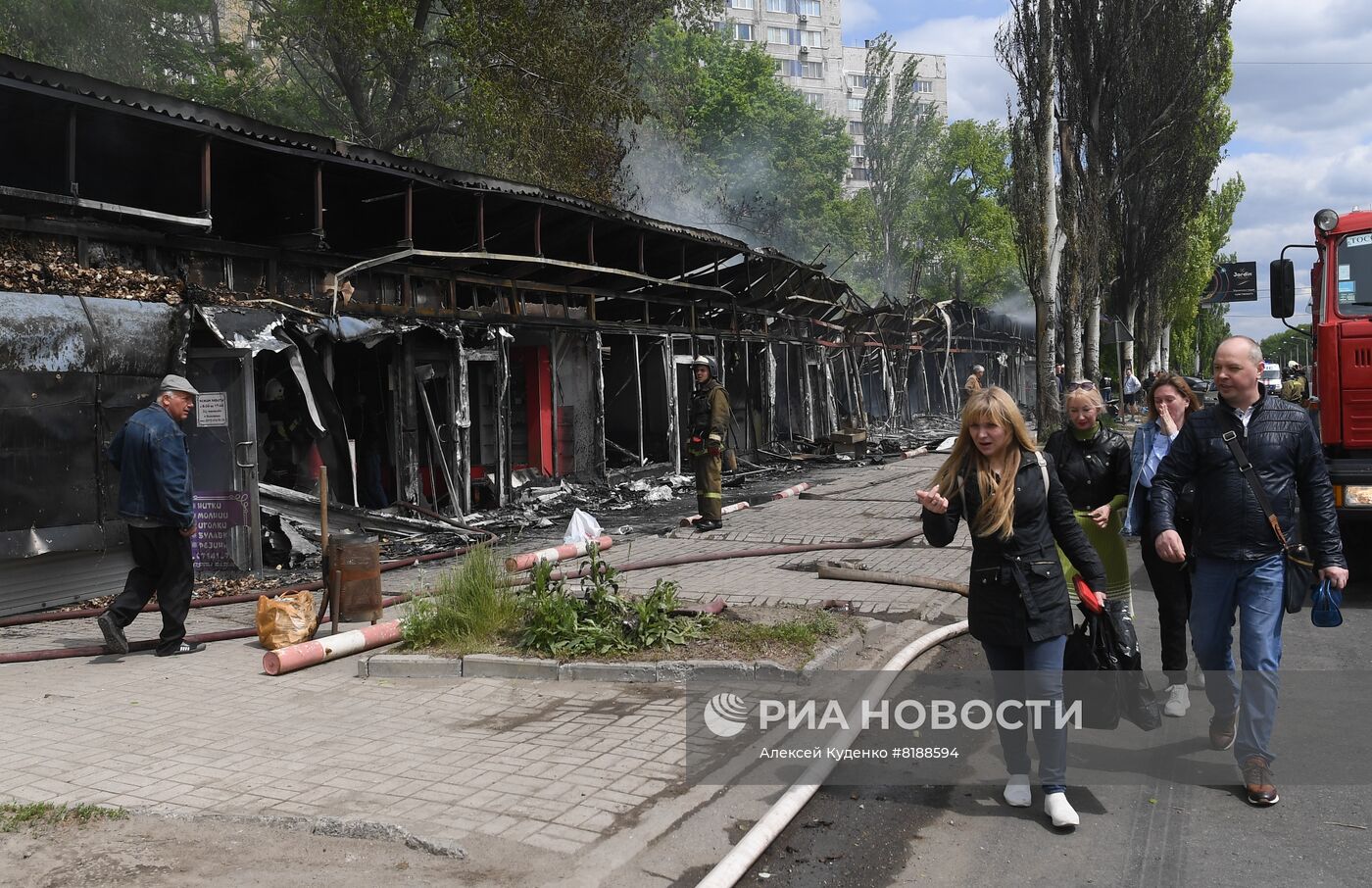 Последствия обстрела в Донецке