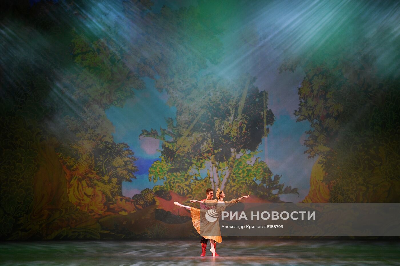 Генеральная репетиция балета "Конек-Горбунок" в Новосибирском театре оперы и балета