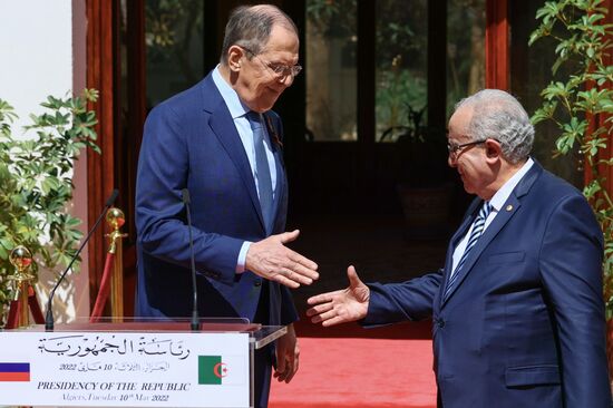 Визит главы МИД РФ С. Лаврова в Алжир