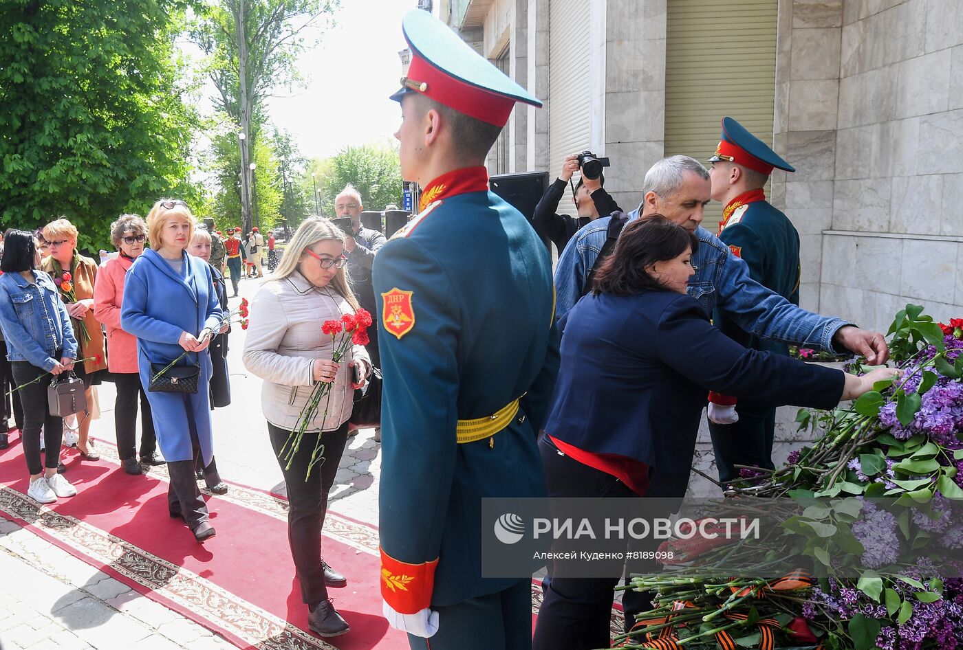 Площадь в Донецке названа в честь Героя России Н. Гаджимагомедова