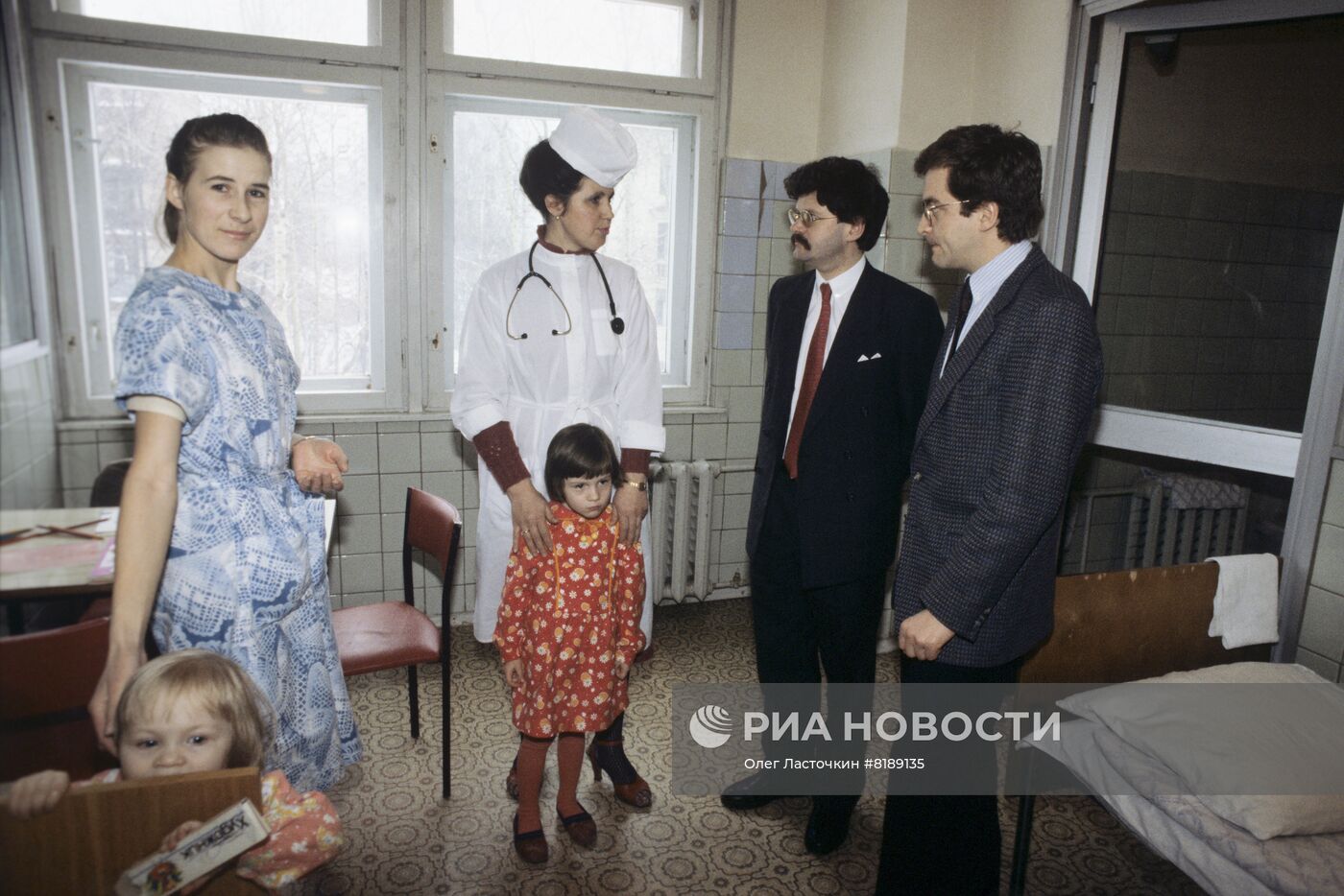 Передача гуманитарной помощи детской больнице №21 Москвы из Люксембурга