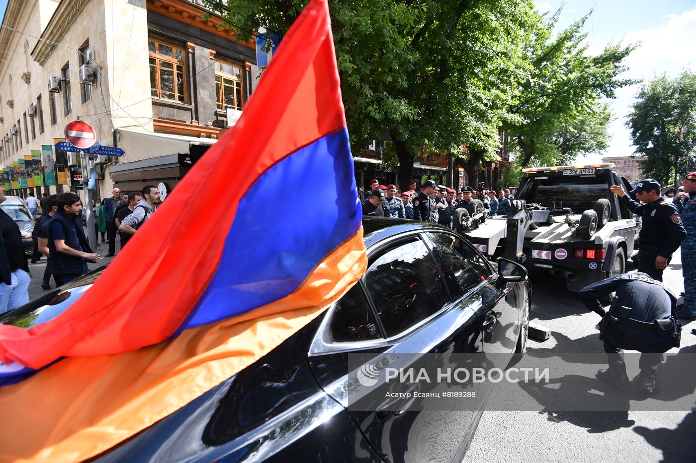 Шествие оппозиции в Ереване