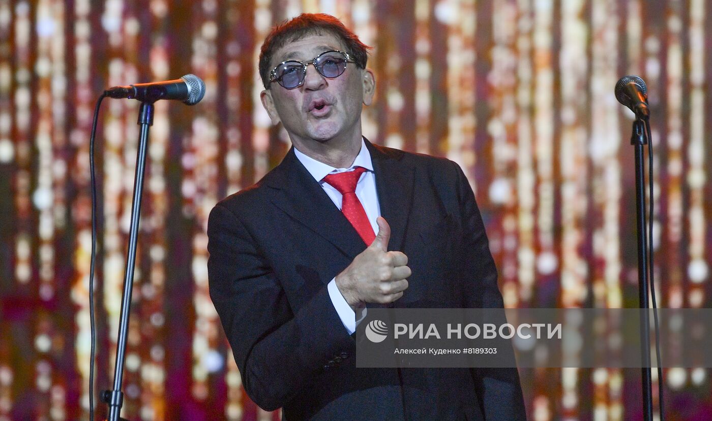Праздничный концерт в Донецке, посвященный Дню Республики