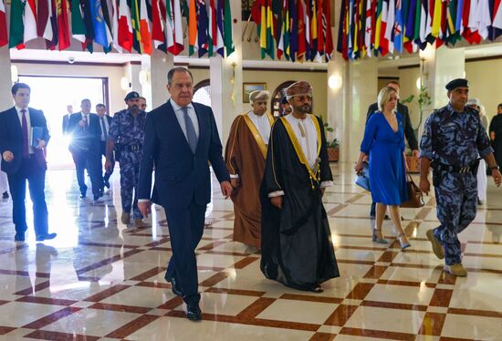 Визит главы МИД РФ С. Лаврова в Оман