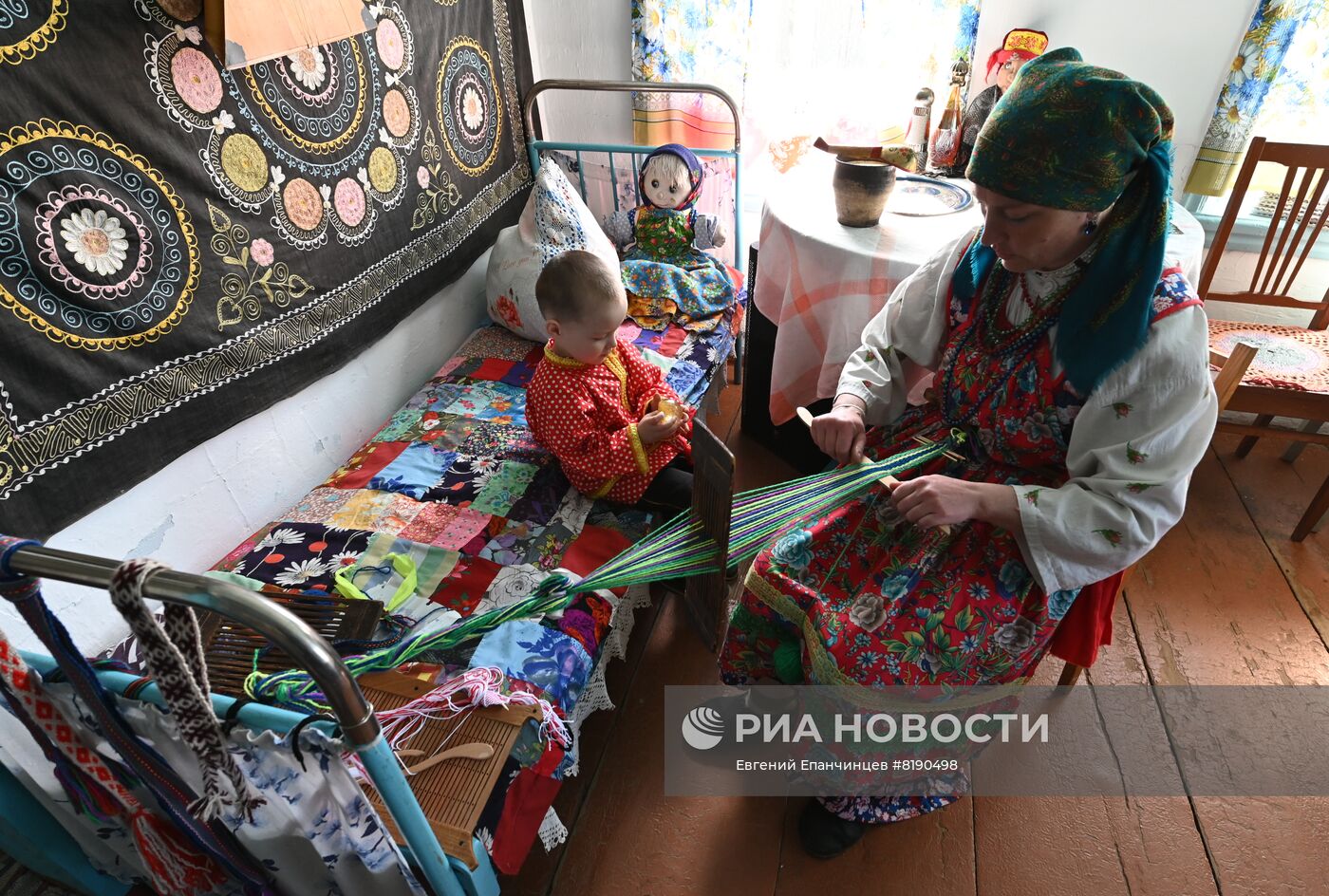 Фольклорный коллектив семейских в Забайкалье