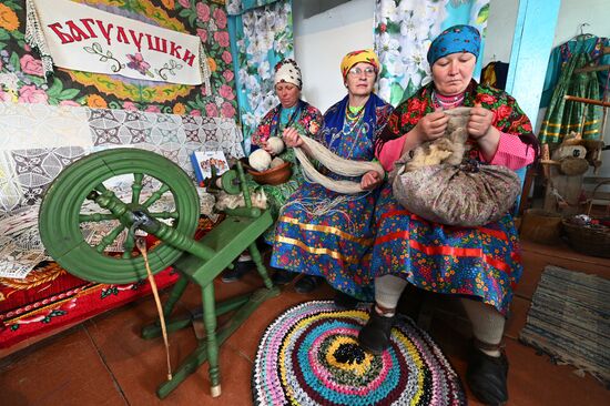 Фольклорный коллектив семейских в Забайкалье