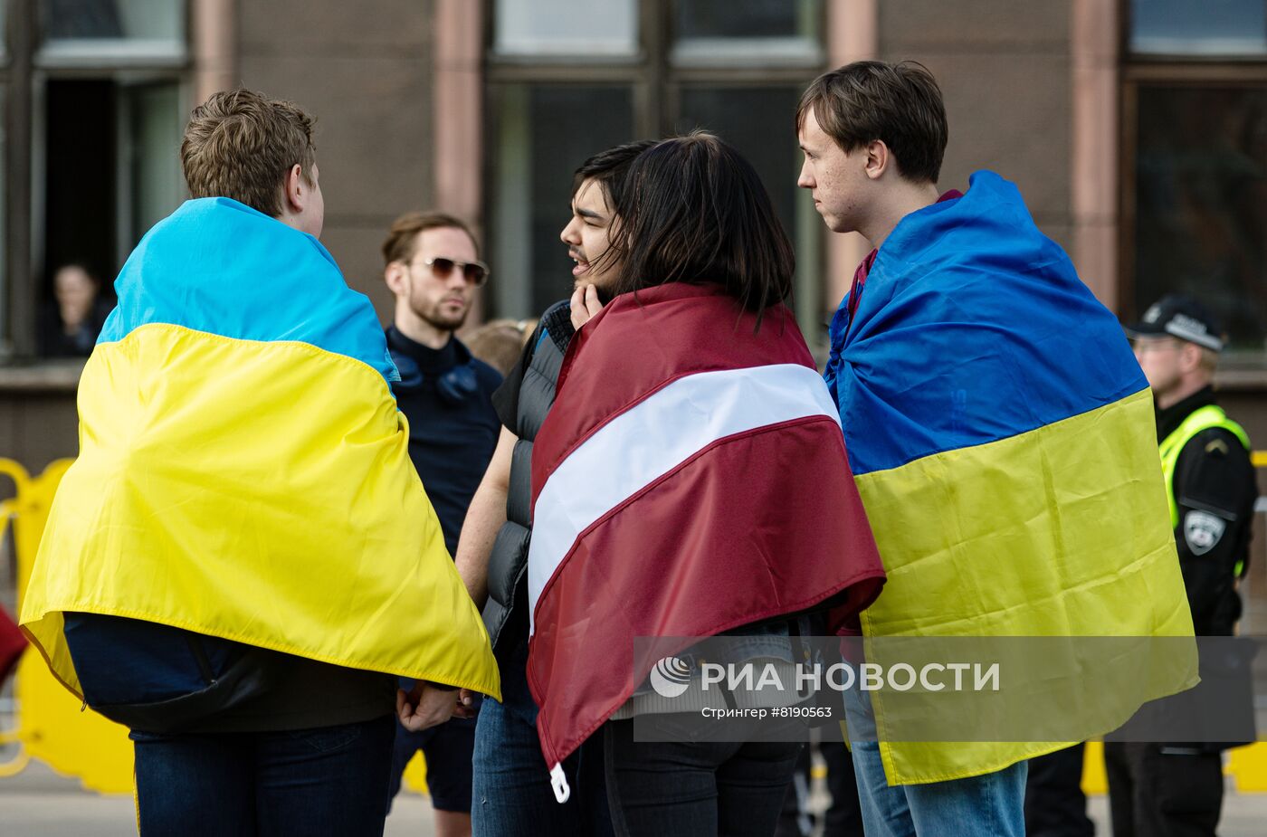 В Риге запретили митинг против сноса памятника Освободителям