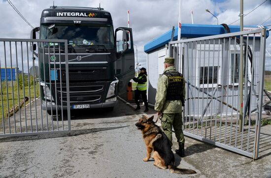 Работа пограничного управления ФСБ РФ на границе с Казахстаном