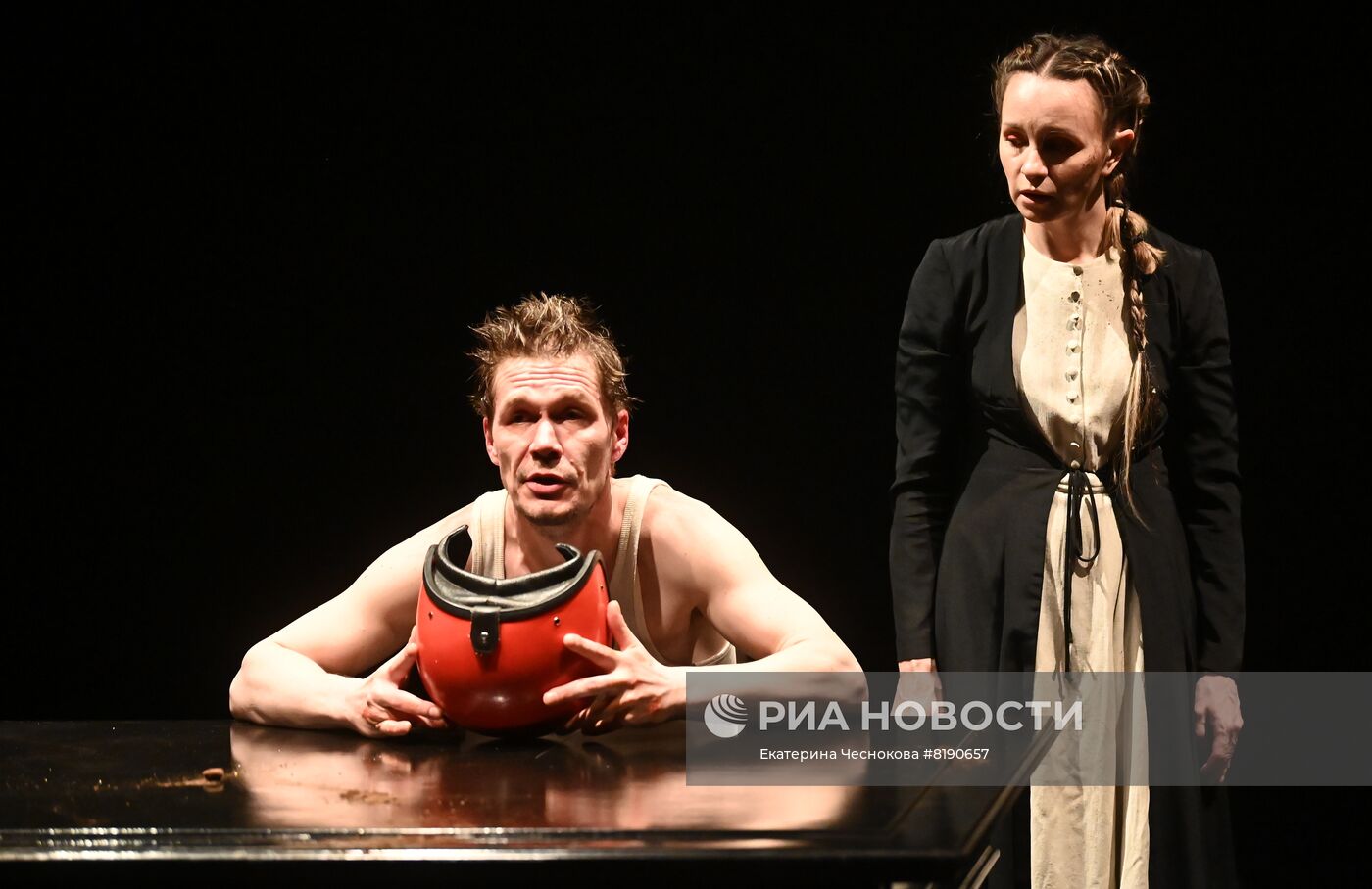 Спектакль "Чрево" на Новой сцене МХТ им. А.П. Чехова