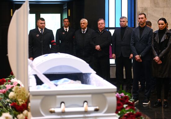 Прощание с Валентиной Яшиной