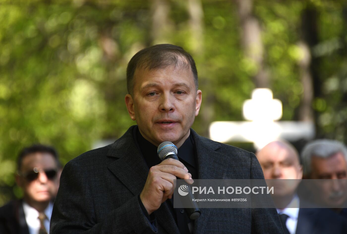 Мероприятия памяти В. Жириновского на Новодевичьем кладбище