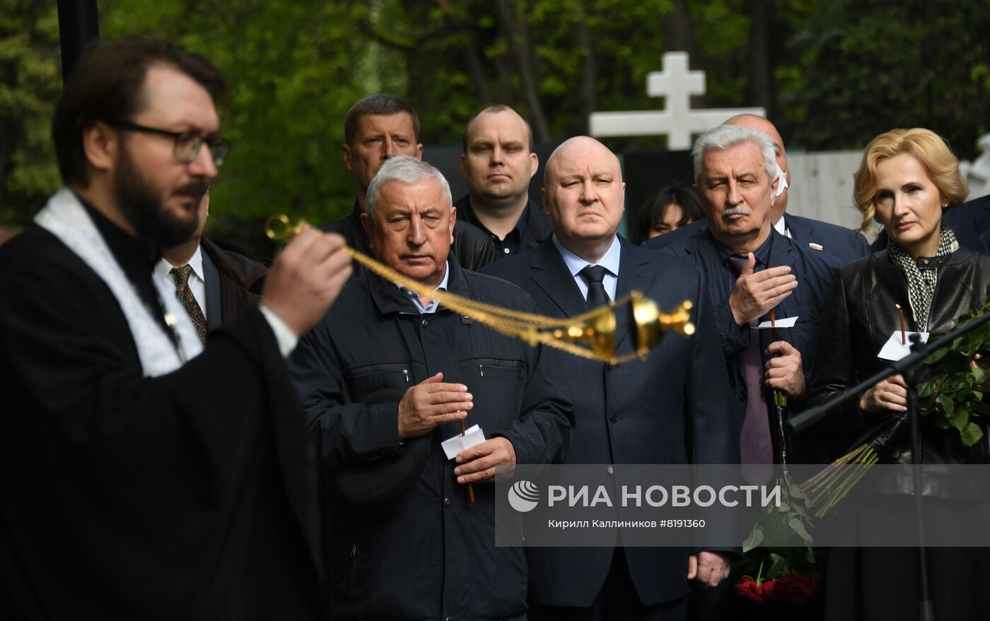 Мероприятия памяти В. Жириновского на Новодевичьем кладбище