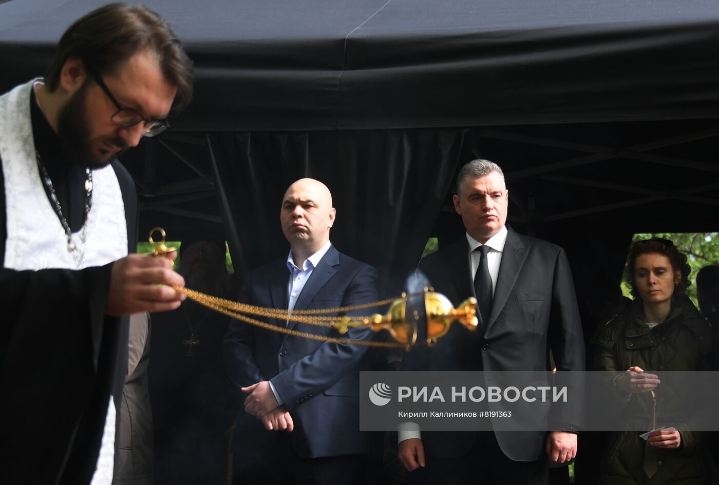 Мероприятия памяти В. Жириновского на Новодевичьем кладбище