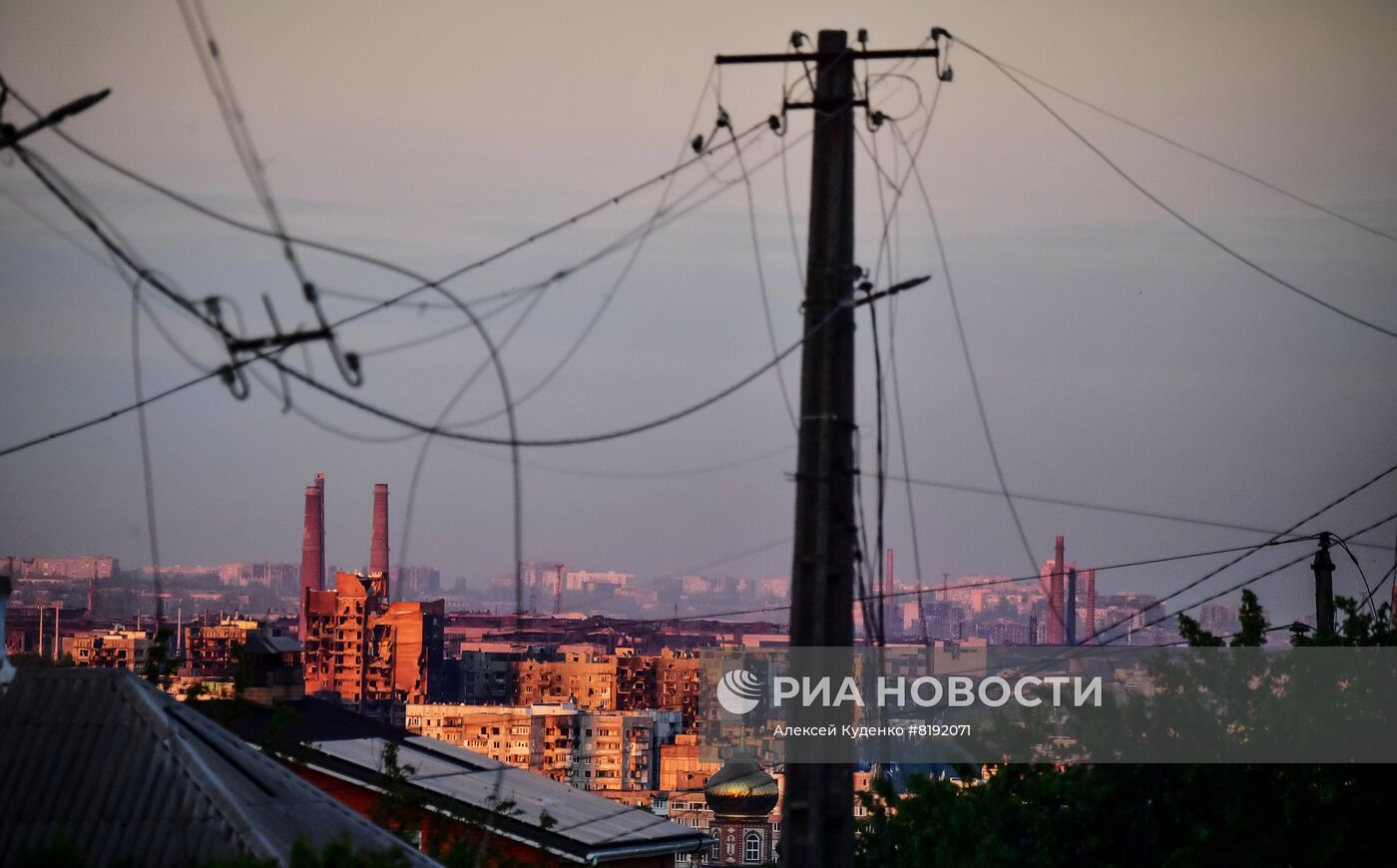 Энергетики Мариуполя восстанавливают электроснабжение городских объектов