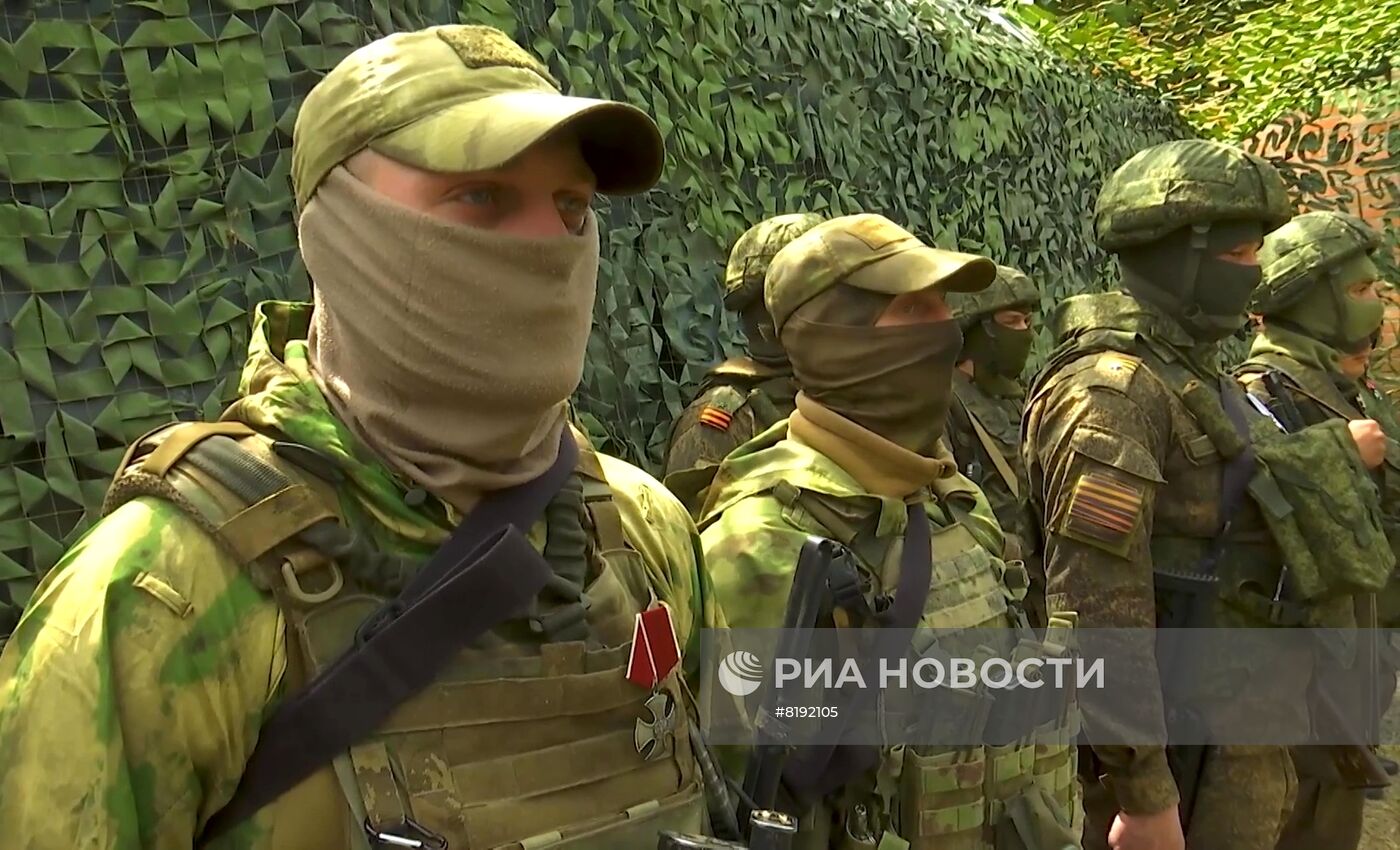 Командующий войсками ЗВО вручил госнаграды военнослужащим, проявившим героизм в ходе специальной военной операции