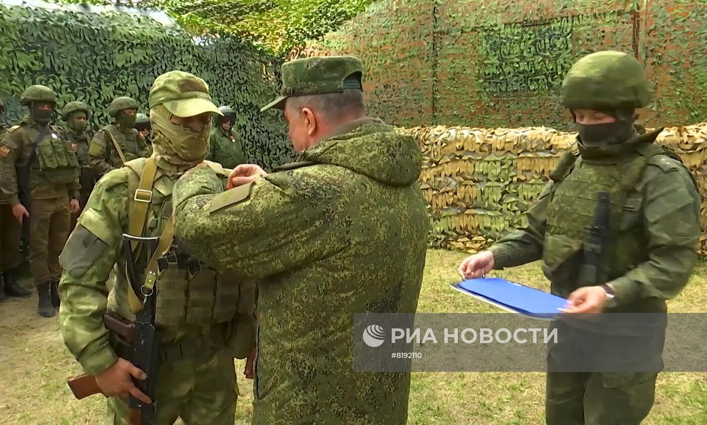 Командующий войсками ЗВО вручил госнаграды военнослужащим, проявившим героизм в ходе специальной военной операции