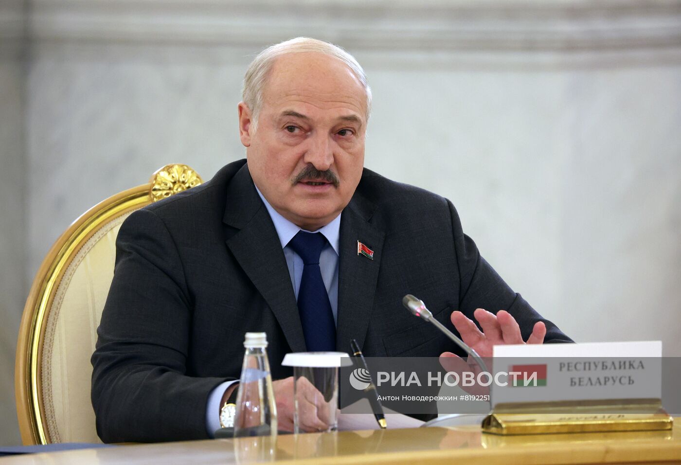 Президент РФ В. Путин принял участие во встрече лидеров государств - членов ОДКБ