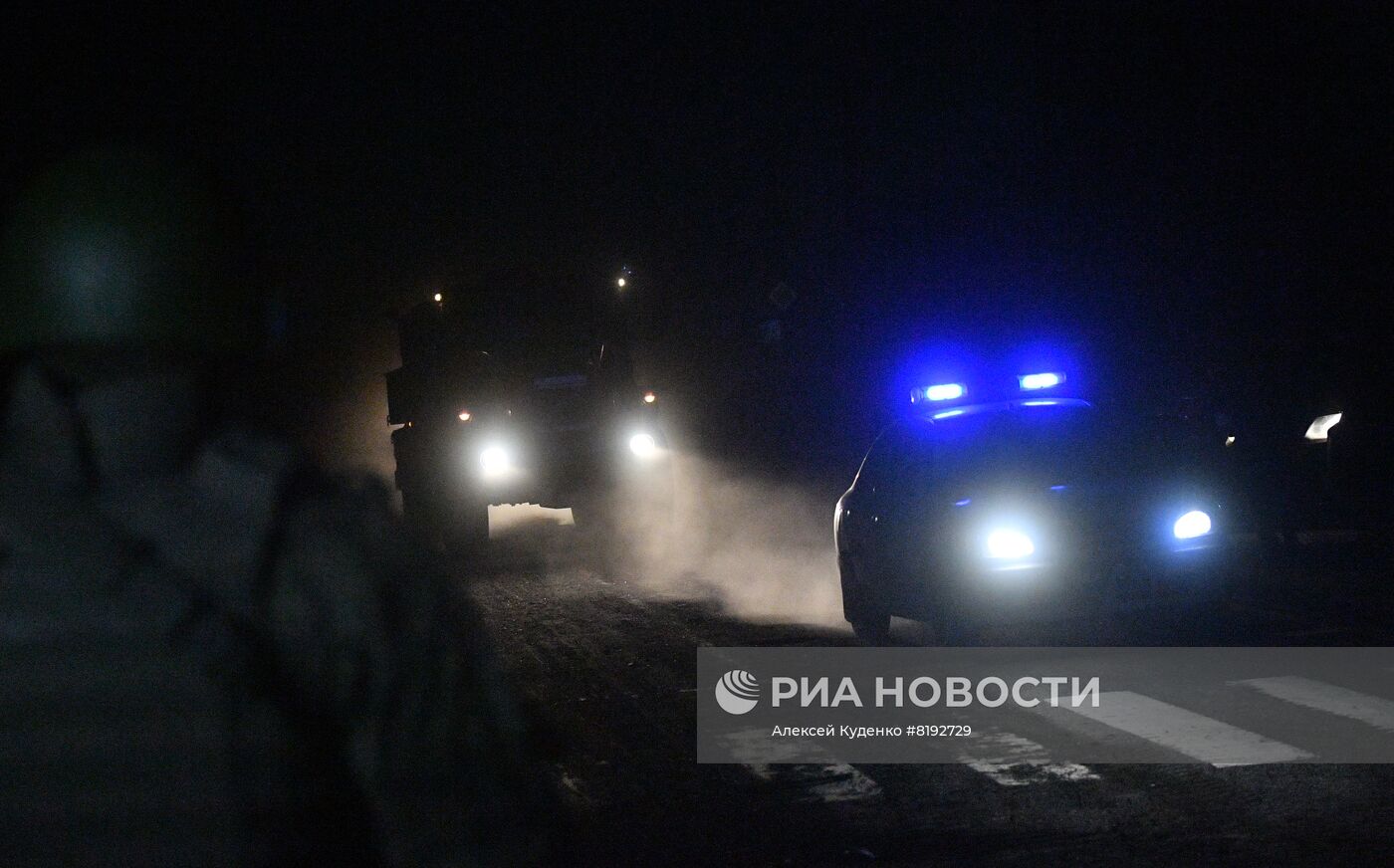 С "Азовстали" вывозят раненых украинских военных