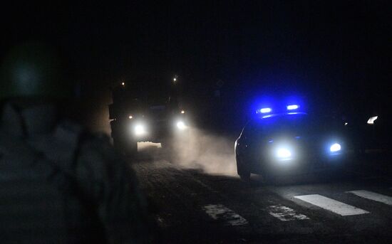 С "Азовстали" вывозят раненых украинских военных