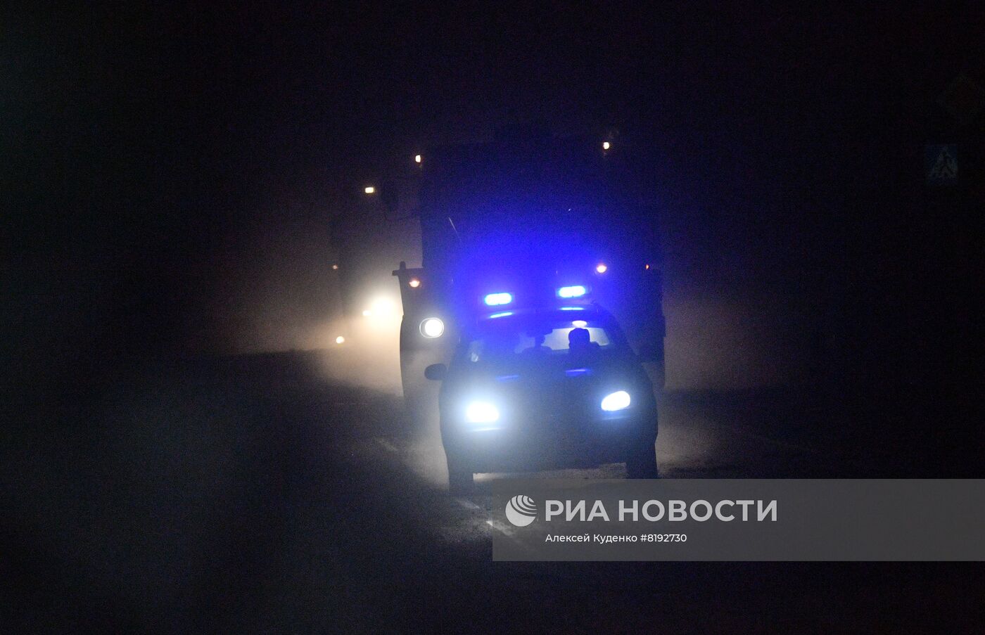 С "Азовстали" вывозят раненых украинских военных