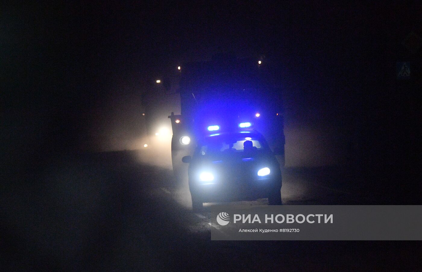 С "Азовстали" вывозят раненых украинских военных
